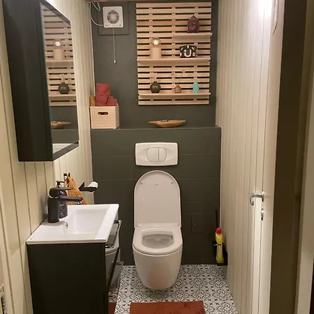 Cozy Townhouse In * Tønsberg